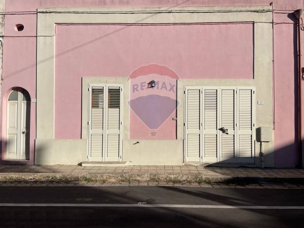 Casa Indipendente Neviano, LE Vendita