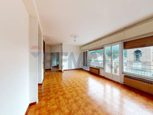 Appartamento Centro, Gualdo Tadino, PG Vendita