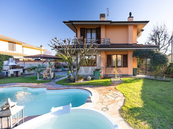 Villa a schiera Brembate, BG Vendita