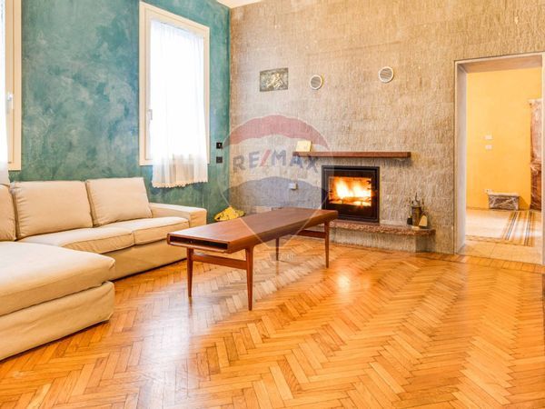 Villa o villino Zona San Michele, Busto Arsizio, VA Vendita