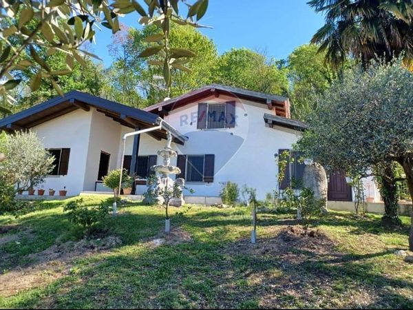 Villa singola Gavirate, VA Vendita