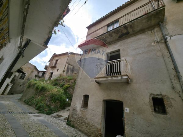 Casa Indipendente Torano Castello, CS Vendita