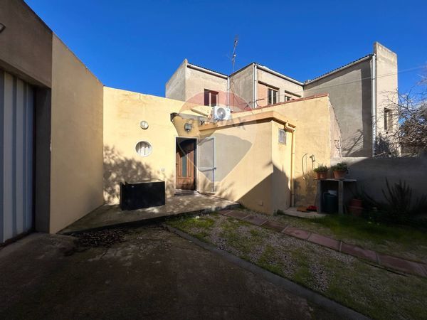 Casa Indipendente Pula, CA Vendita