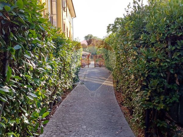 Locale Commerciale Passo Corese, Fara in Sabina, RI Affitto - Foto 4