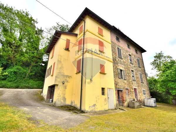 Casa Semindipendente Fornovo di Taro, PR Vendita