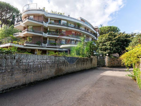 Appartamento Camilluccia, Roma, RM Affitto