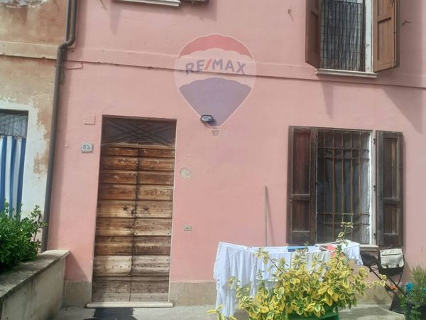 Casa Indipendente Asola, MN Vendita