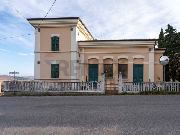 Casa Indipendente Arcevia, AN Vendita