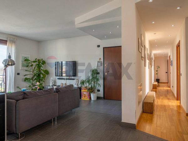 Appartamento Madonna in Campagna, Gallarate, VA Vendita