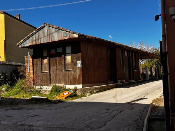 Baita/Chalet/Trullo Confini, Ceppaloni, BN Vendita