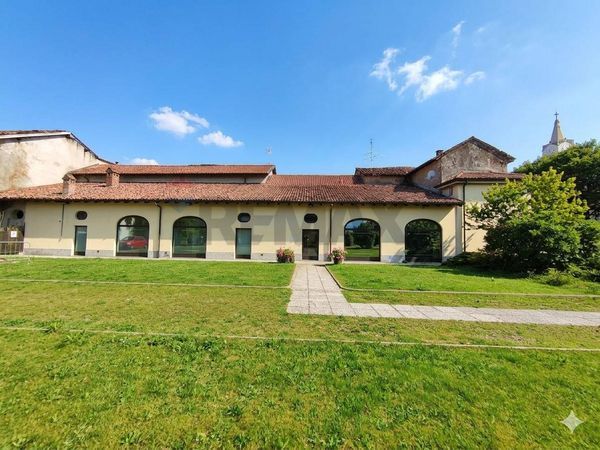 Locale Commerciale Buscate, MI Affitto