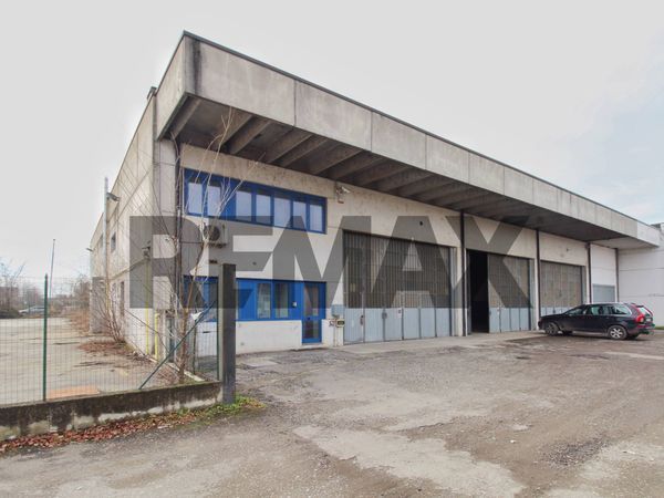 Capannone Industriale Voghera, PV Affitto