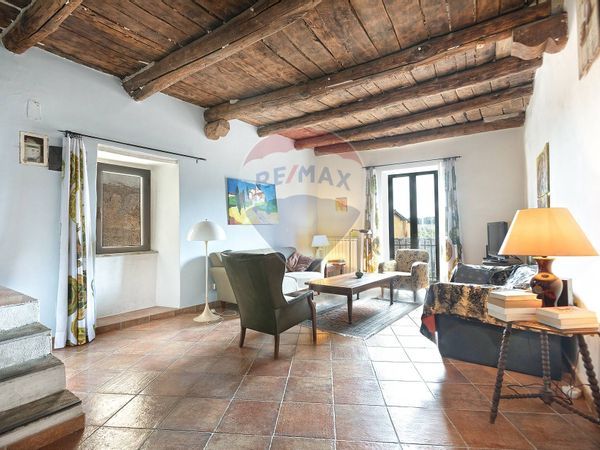 Casa Indipendente Vetralla, VT Vendita