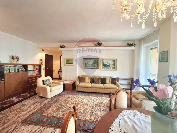 Appartamento Centro, Lecco, LC Vendita