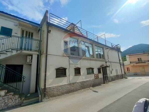Casa Semindipendente Bussi sul Tirino, PE Vendita