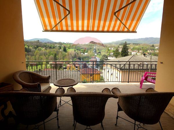 Villa singola Bedonia, PR Vendita