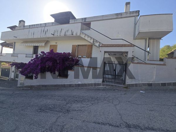Casa Indipendente Colli, Pescara, PE Vendita