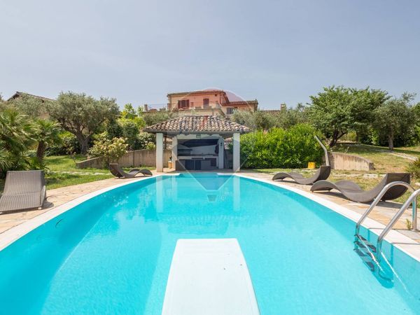 Villa singola San Martino sulla Marrucina, CH Vendita