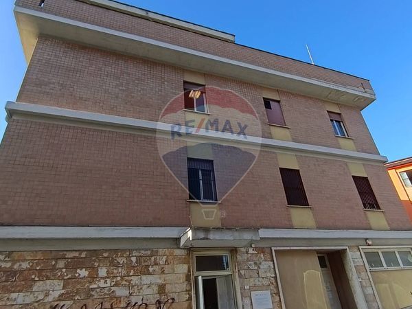 Stabile/Palazzo Bracciano, RM Vendita - Foto 2