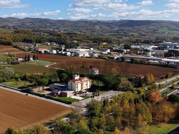 Attività  Commerciale Umbertide, PG Vendita - Foto 2