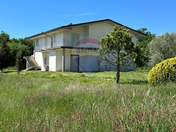 Casa Indipendente Rocchetta a Volturno, IS Vendita