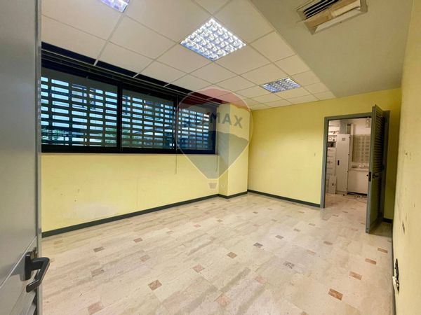 Locale Commerciale Poggiofranco, Bari, BA Affitto - Foto 3