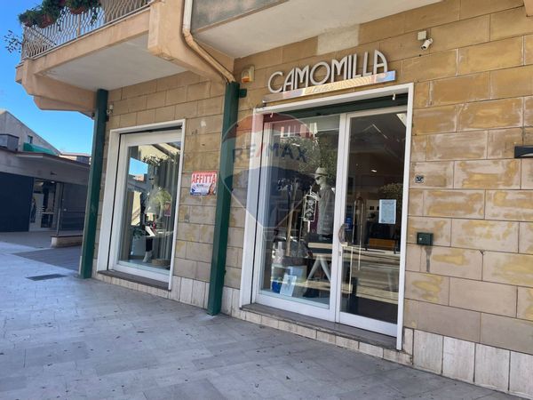 Locale Commerciale Corigliano Calabro Stazione, Corigliano-Rossano, CS Affitto - Foto 3