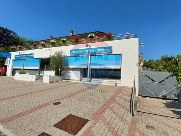 Locale Commerciale Fontanellato, PR Affitto