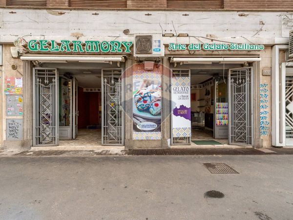 Locale Commerciale Tuscolano, Roma, RM Affitto