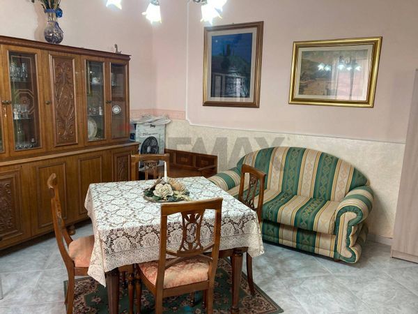 Casa Indipendente Sant'Anastasia, NA Vendita