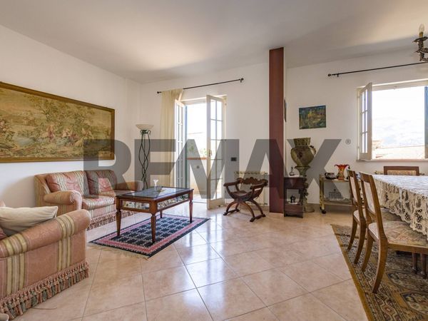 Appartamento Monreale, PA Vendita