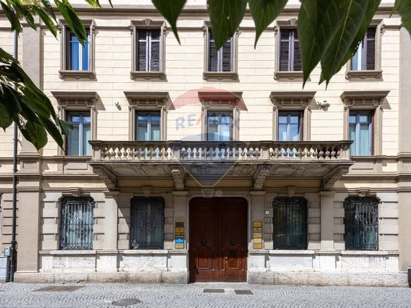 Appartamento Centro, Como, CO Vendita