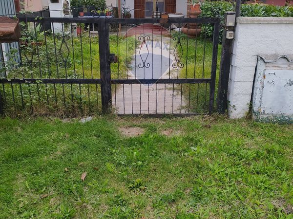 Casa Semindipendente Rassina (capoluogo), Castel Focognano, AR Vendita