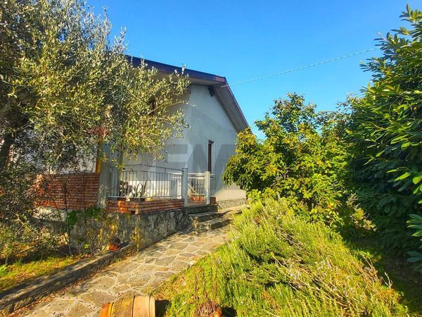 Casa Indipendente Beverino, SP Vendita - Foto 4