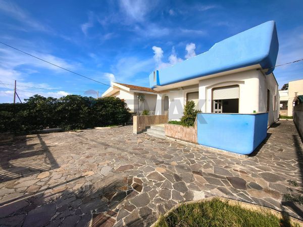 Villa singola Alliste, LE Vendita