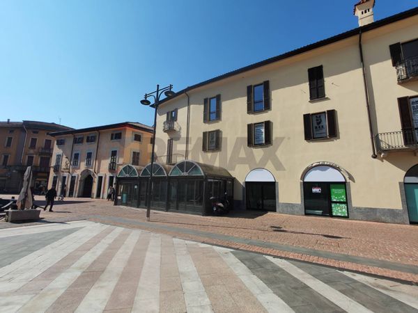 Negozio Centro, Busto Arsizio, VA Affitto - Foto 3