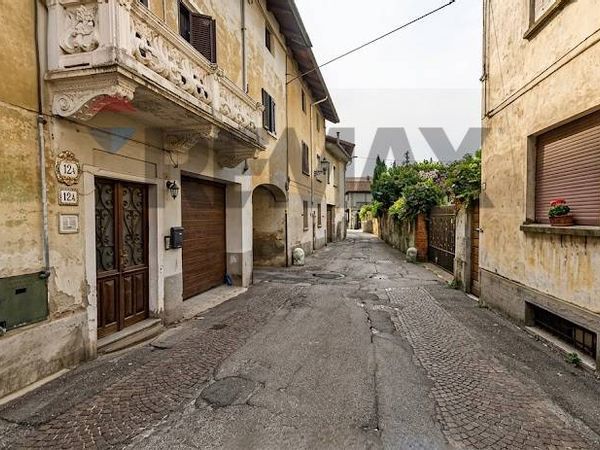 Stabile/Palazzo Sizzano, NO Vendita
