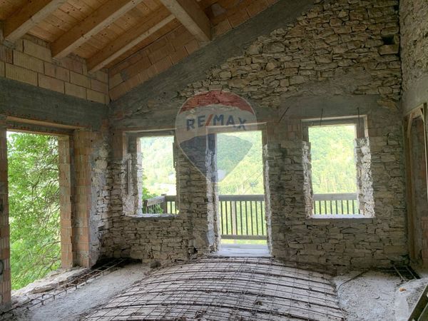 Casa Indipendente Valle, Seren del Grappa, BL Vendita