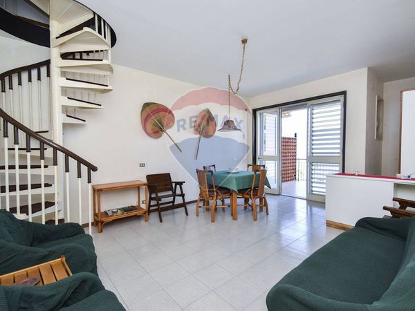 Appartamento Pozzillo, Acireale, CT Vendita