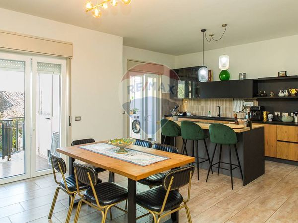 Appartamento San Nicolò, Aci Catena, CT Vendita