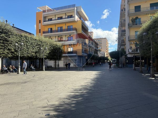 Locale Commerciale Nocera Inferiore, SA Affitto - Foto 3