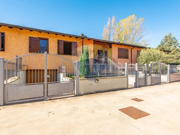 Villa a schiera Oricola, AQ Vendita