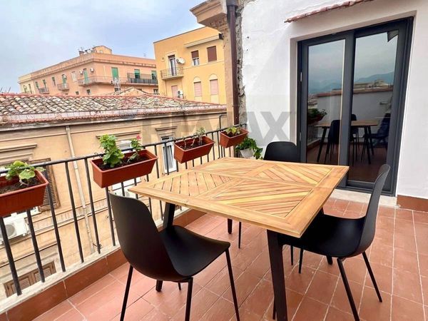 Attico/Mansarda Maqueda, Palermo, PA Affitto - Foto 2