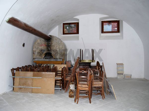 Locale Commerciale Centro storico, L'Aquila, AQ Affitto - Foto 3