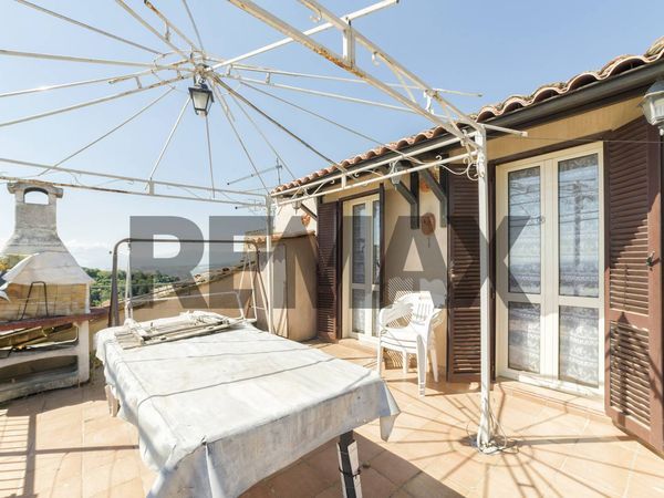 Casa Semindipendente Penne, PE Vendita