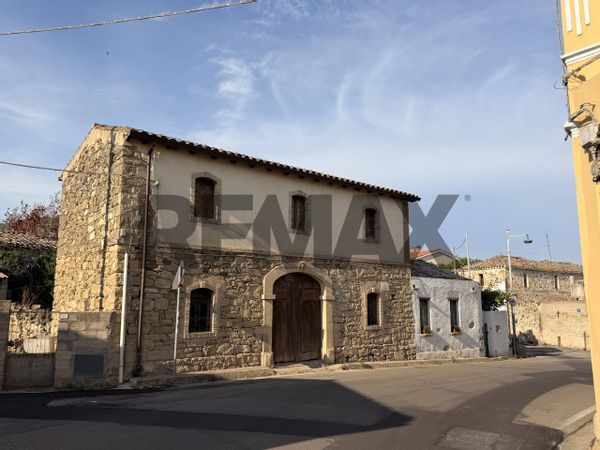 Casa Indipendente Tuili, SU Vendita