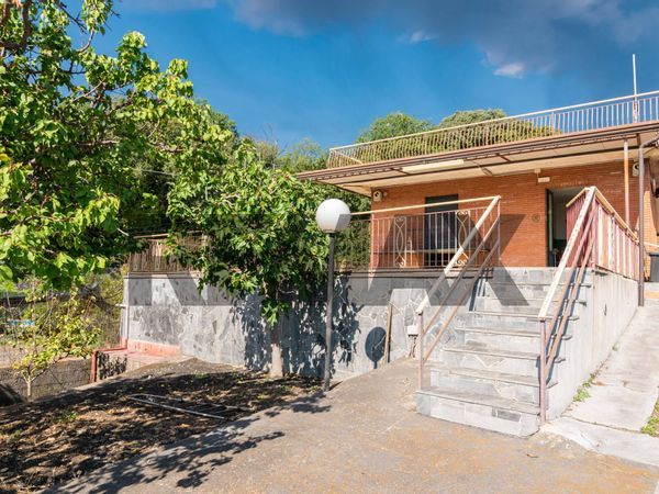 Casa Indipendente Zafferana Etnea, CT Vendita