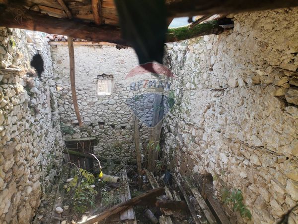 Cascina/Casale Barrea, AQ Vendita - Foto 2