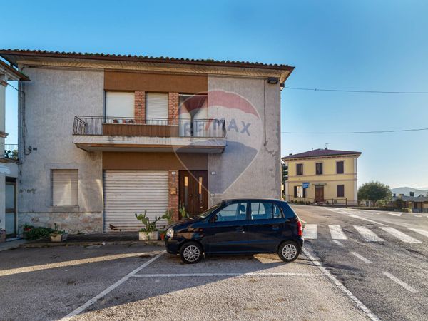 Casa Semindipendente Serra de' Conti, AN Vendita