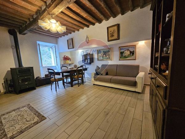 Appartamento Sassetta, LI Vendita